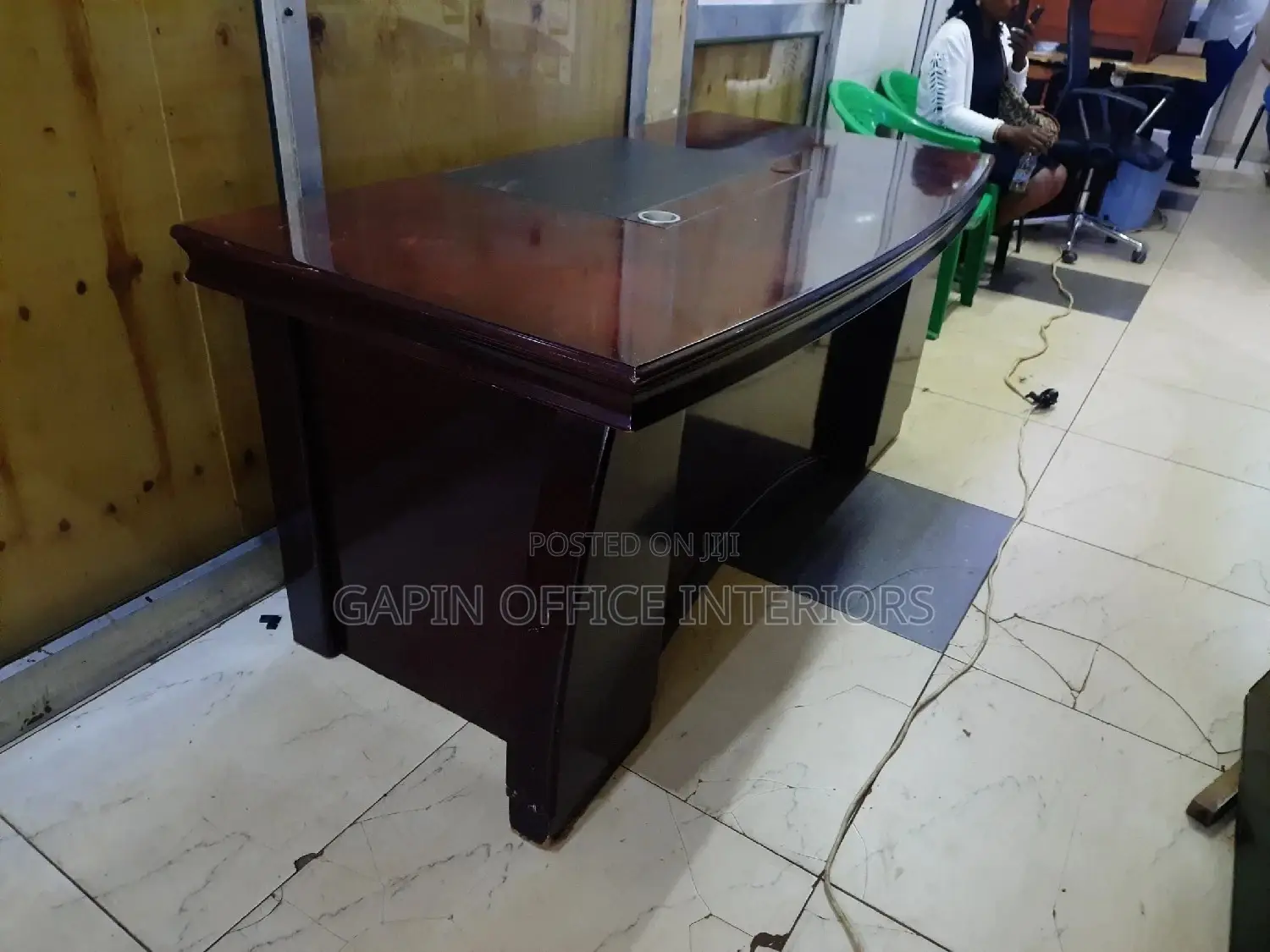 Second Hand Executive Desk of Size 160cm by 77cm