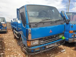 Mitsubishi Canter 1996 Blue