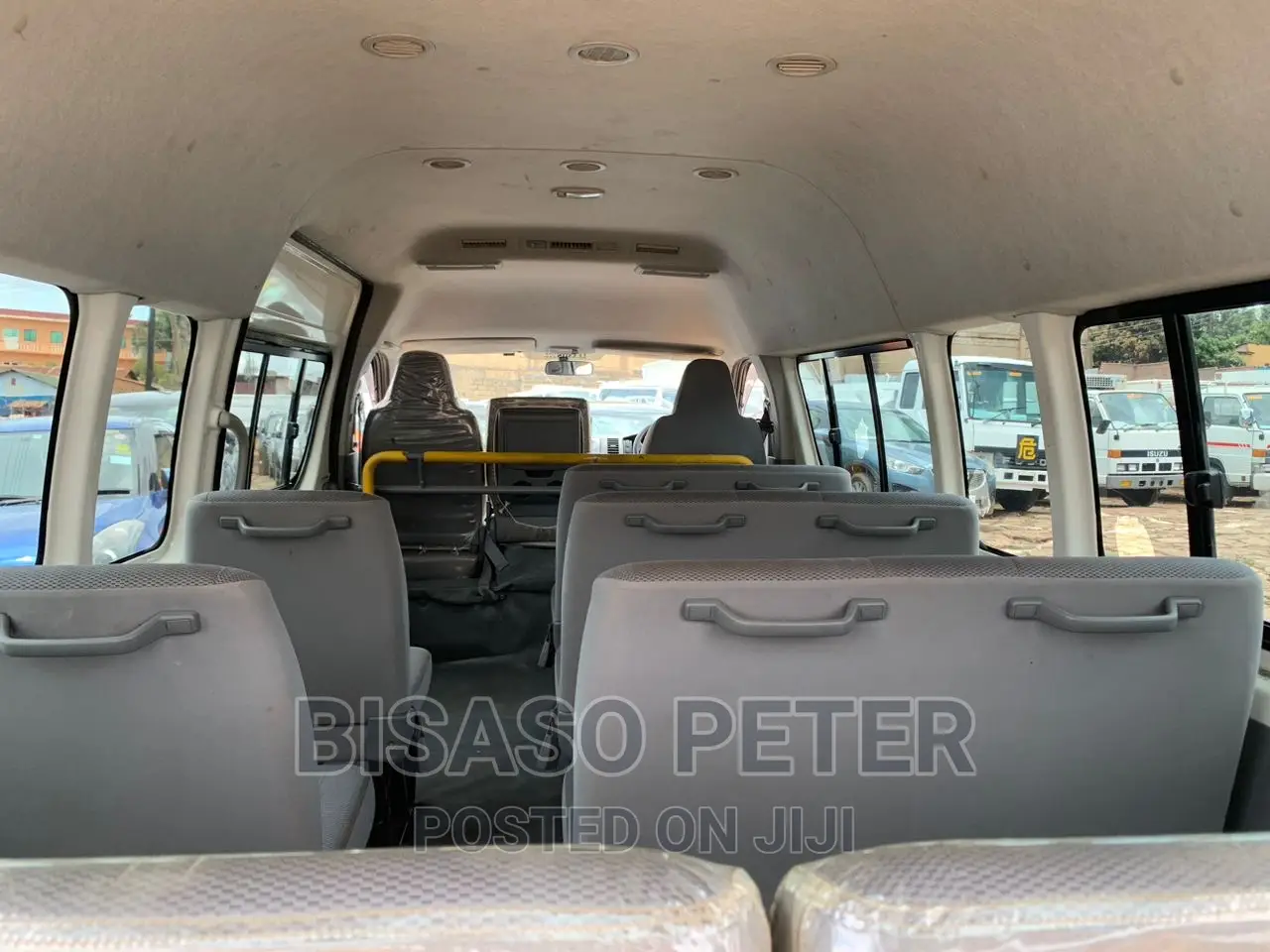 Toyota HiAce 2010 White