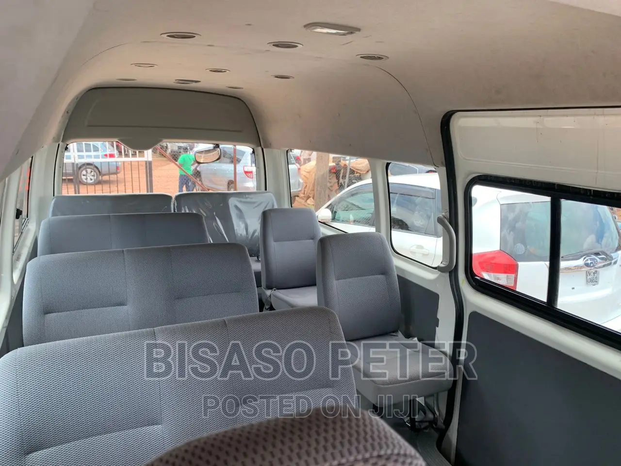 Toyota HiAce 2010 White