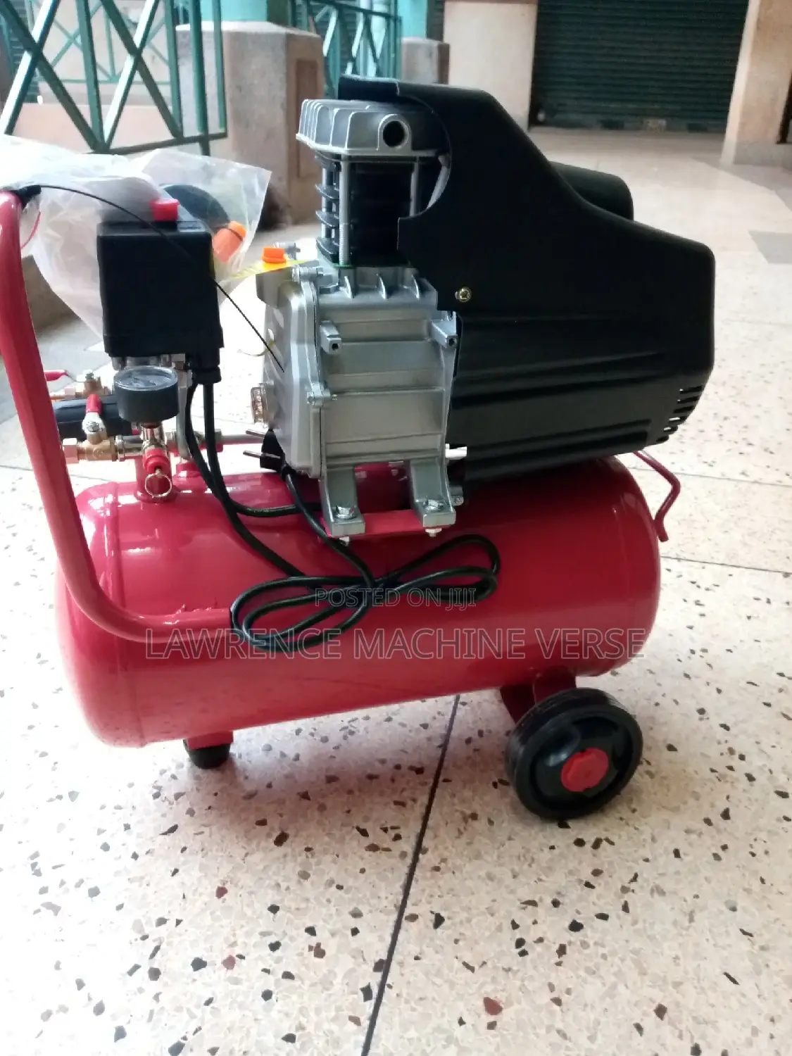 Royalty Air Compressor 25L