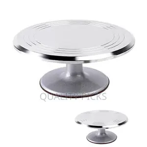 Round Metallic Cake Stand