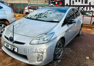 Toyota Prius 2010 White