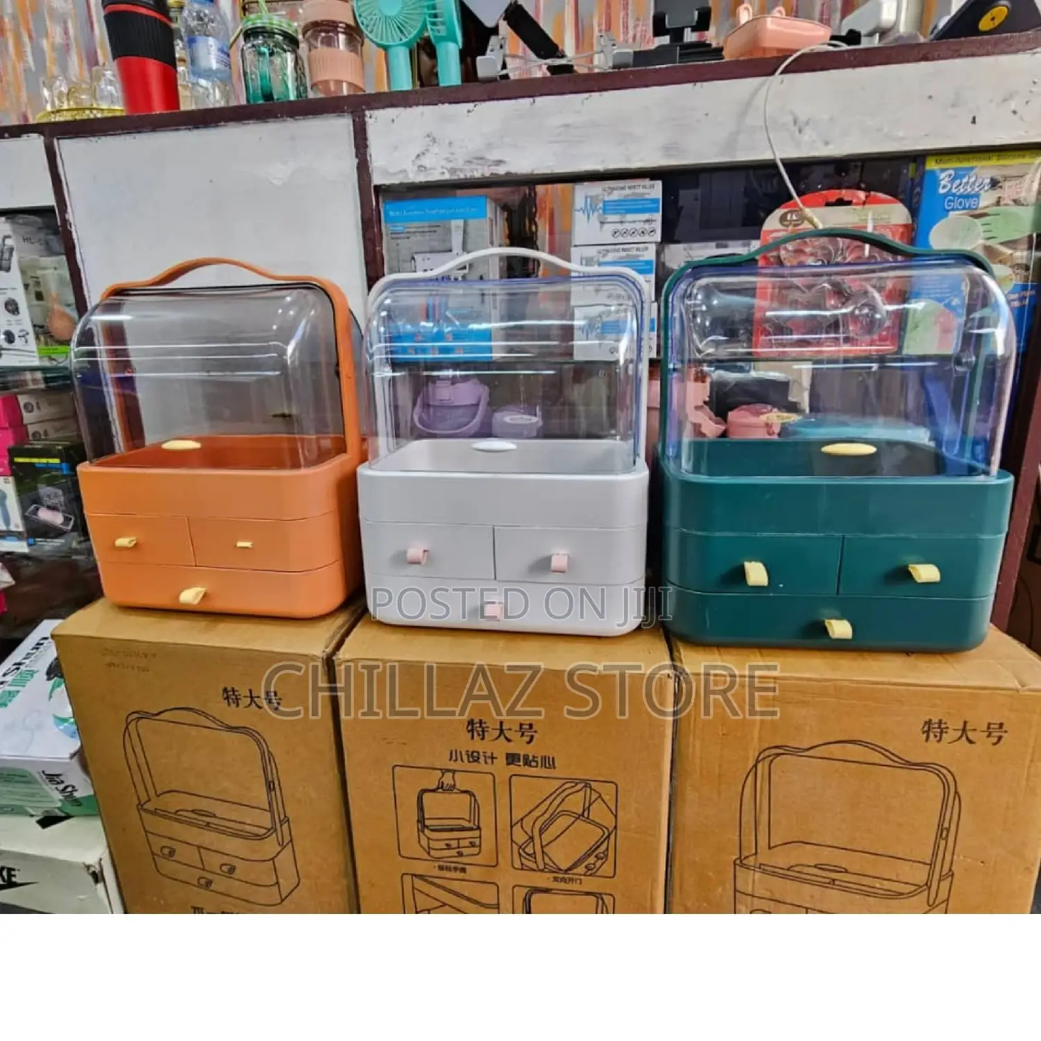 Dustprooof Makeup Storage Box.