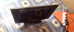 Sinatech Tv 17inches Led
