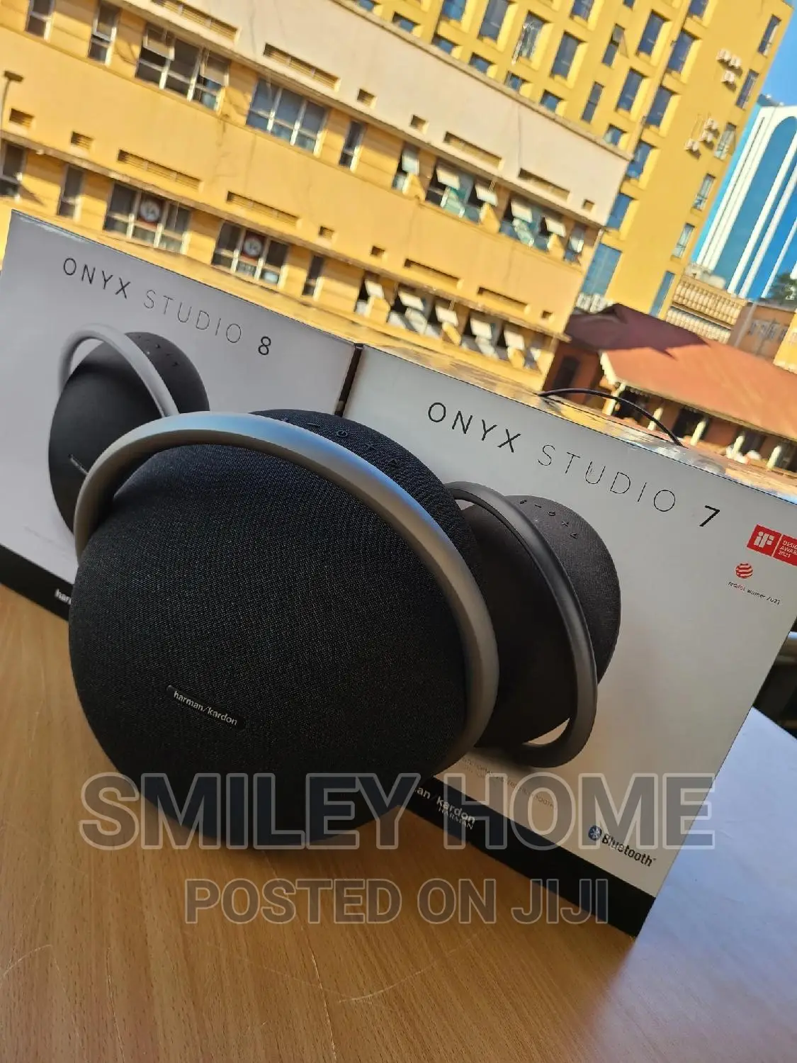 Onyx Studio 8 Harman Kardon