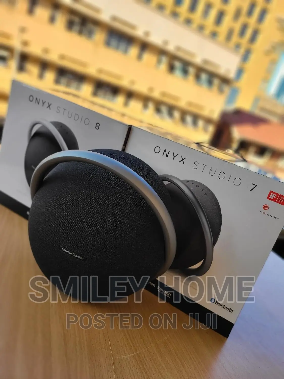 Onyx Studio 8 Harman Kardon
