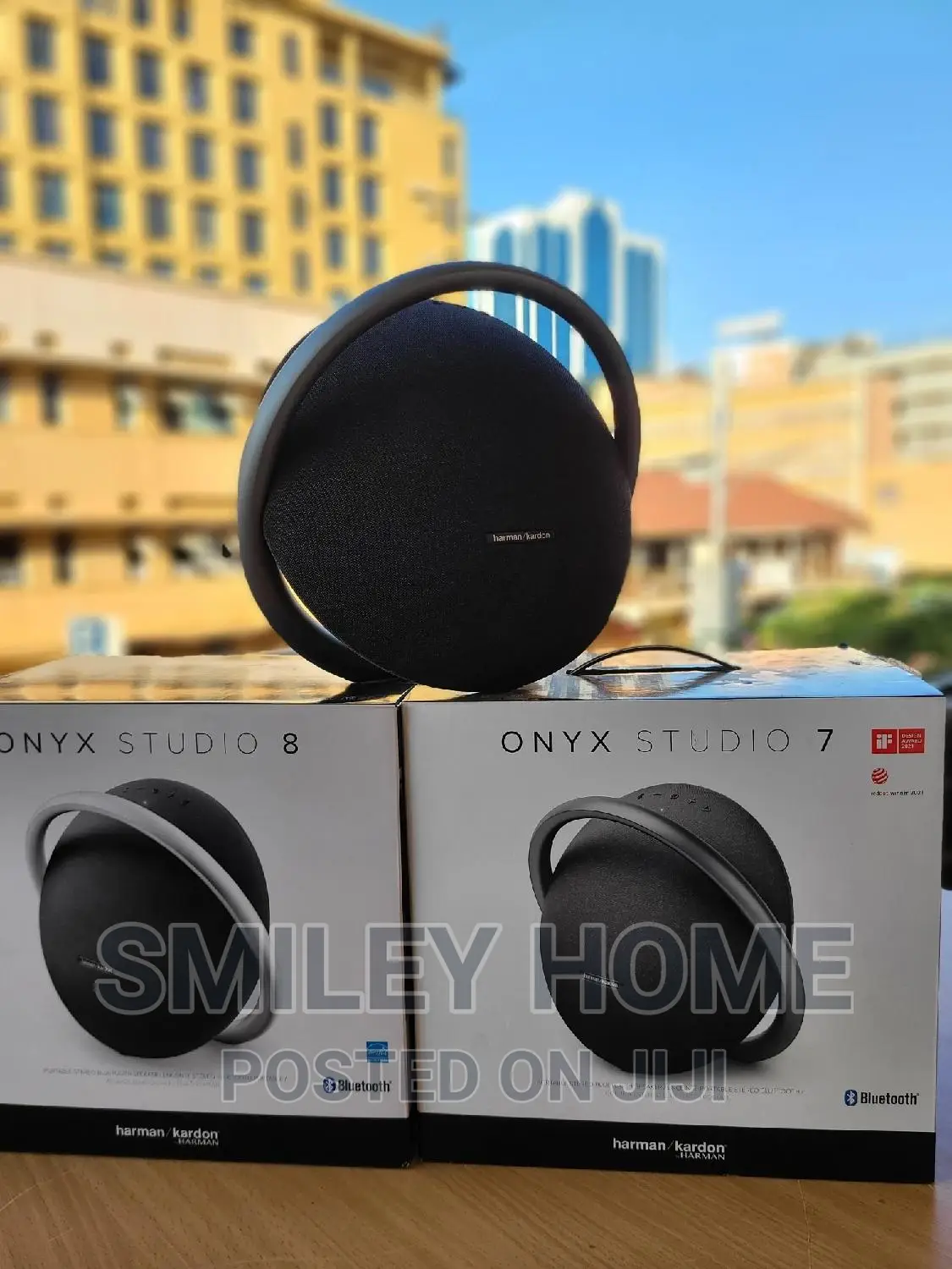 Onyx Studio 8 Harman Kardon