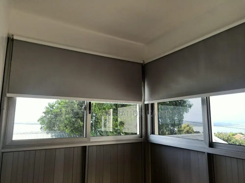 Zerba Blinds Office Curtains