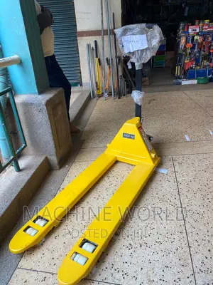 Hand Pallet Trolley 3tonnes (Italian)