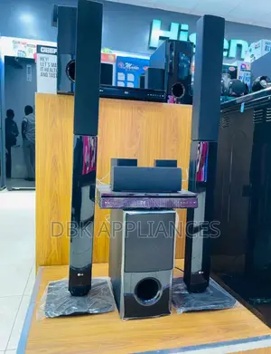 LG Home Theater LHD 657 With 2 Tall Boys 1000W Original