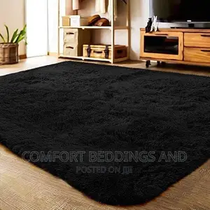 Fluffy Carpet Black