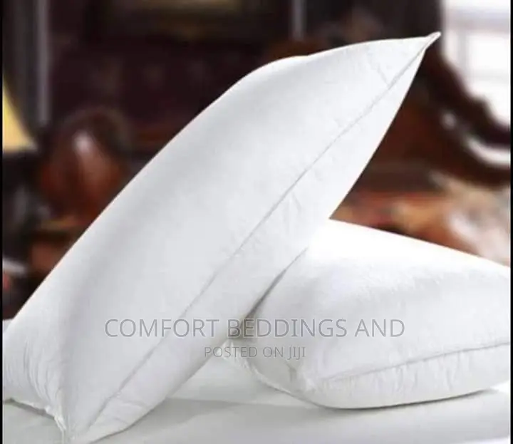 Pair of Fibre Pillows White