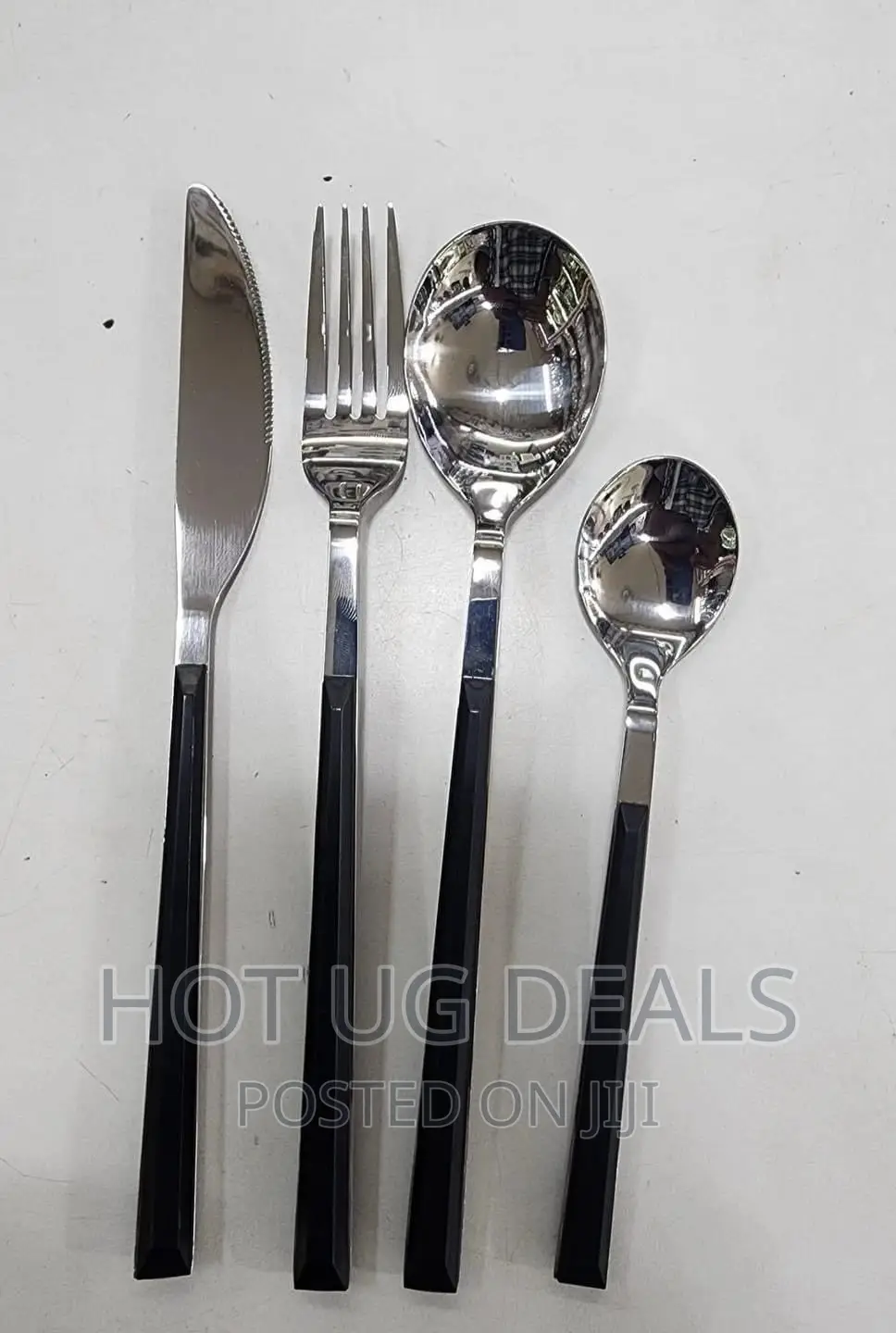 24 Pieces Set Of Teaspoon, Folks, Table Knives Spoons