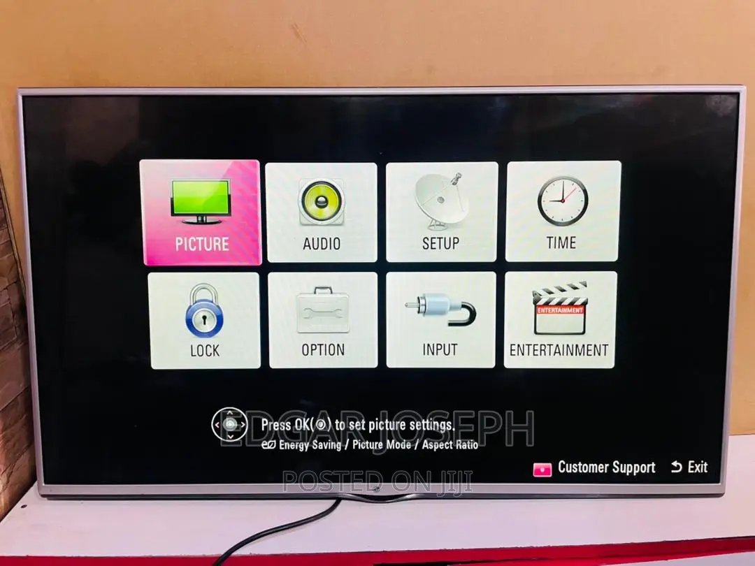 LG Digital Tv Silver Frame 43