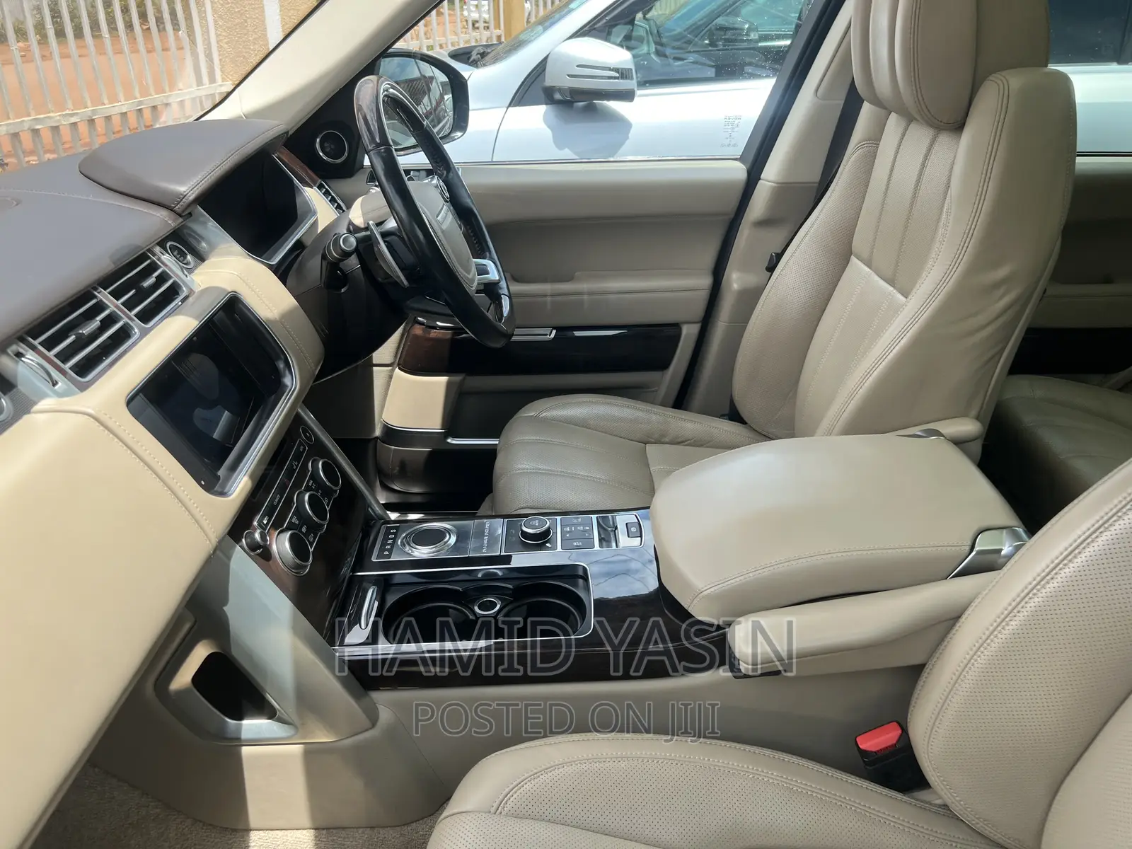 Land Rover Range Rover Vogue 2016 Black