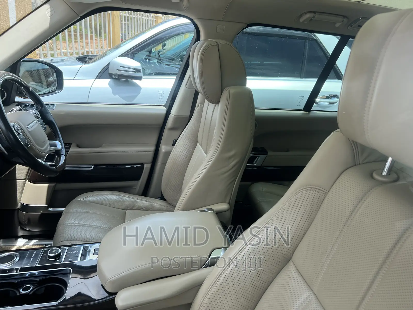 Land Rover Range Rover Vogue 2016 Black