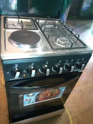 Gas Cooking Range With Oven