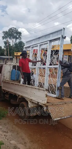 Sliding Door on Delivery