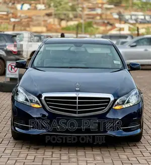 Mercedes-Benz E200 2014 Blue