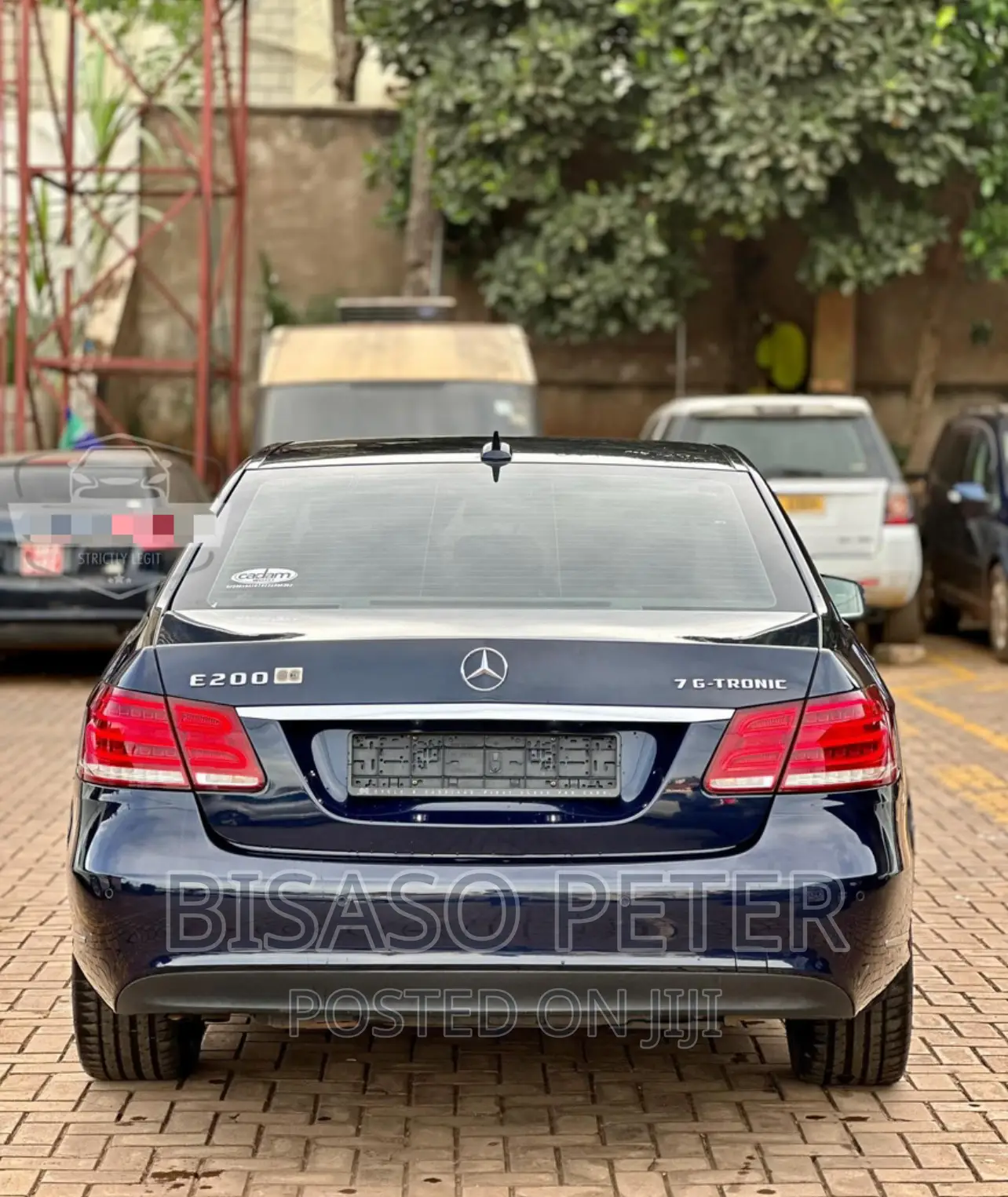 Mercedes-Benz E200 2014 Blue