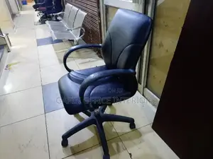 Leathered Office Short Back