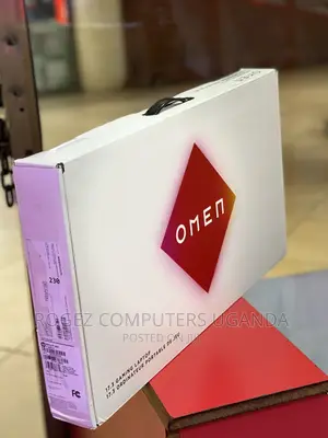 New Laptop HP Omen 17t 32GB Intel Core I9 SSD 1T