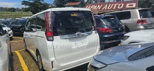 Toyota Noah 2015 White