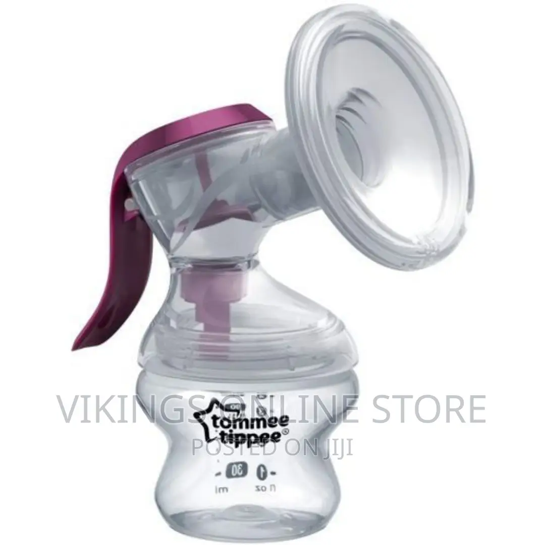 Tommee Tippee Single Manual Breast Pump, White.