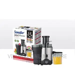 Sonifer Juice Extractor With Sharp Blades and Safety Lock.