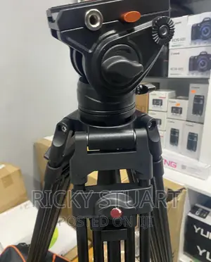 Triopo Heavy Duty Stand