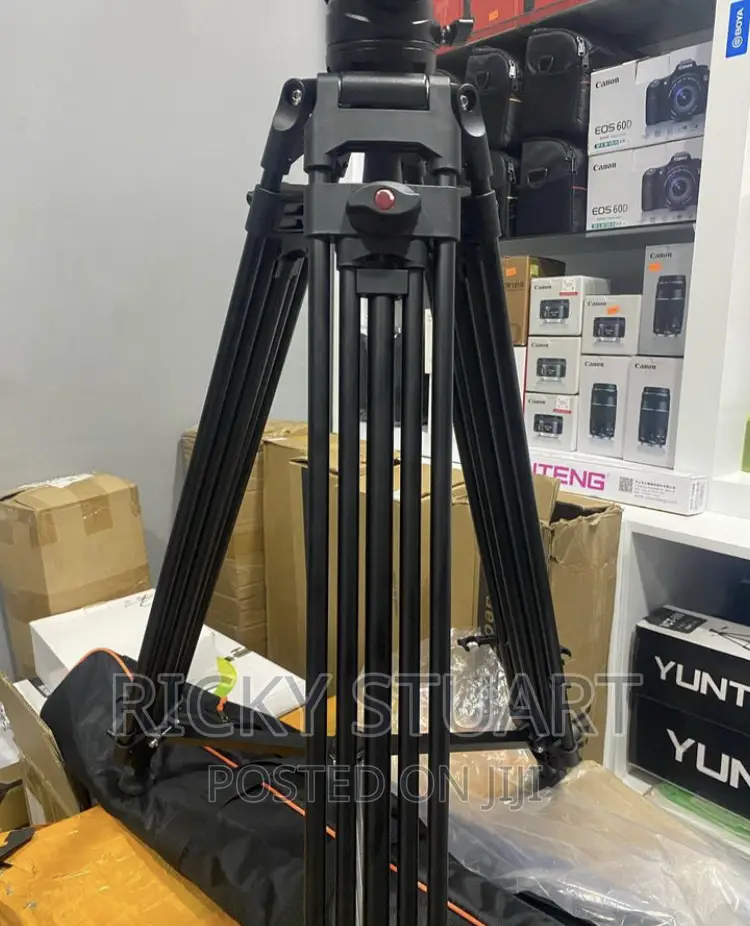Triopo Heavy Duty Stand
