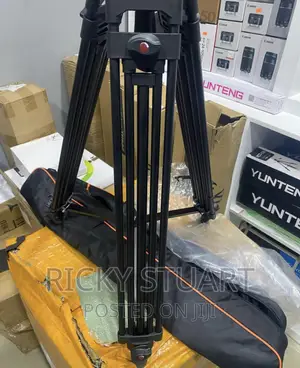 Triopo Heavy Duty Stand