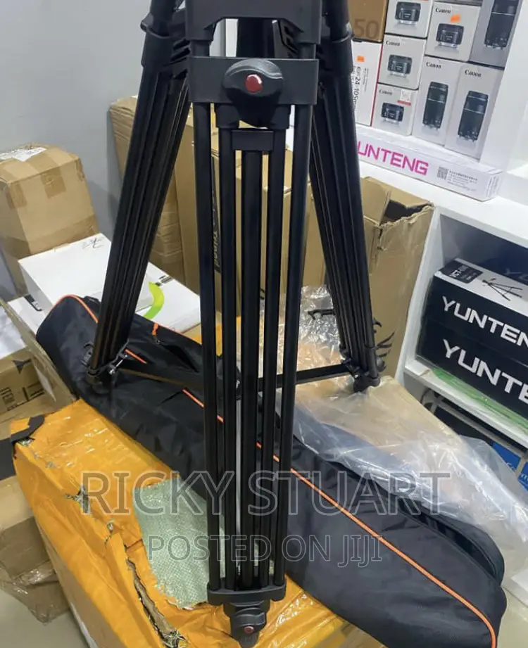 Triopo Heavy Duty Stand