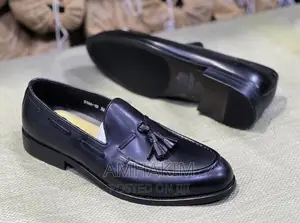 New Classic Men Loafers in Stock