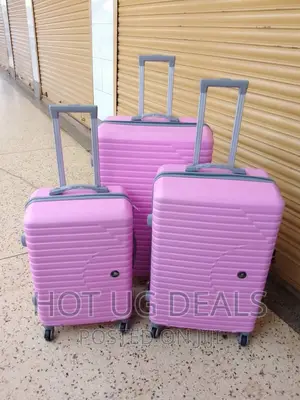 4-Wheeler Spinner Plastic Travel Suitcase Bag -Pinkk.