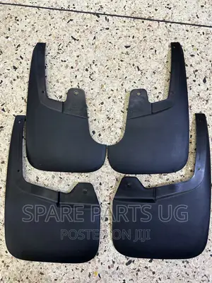 Isuzu Dmax 2012 - 2019 Mudflaps