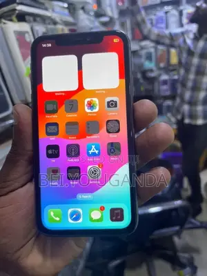 Apple iPhone 11 64 GB Black