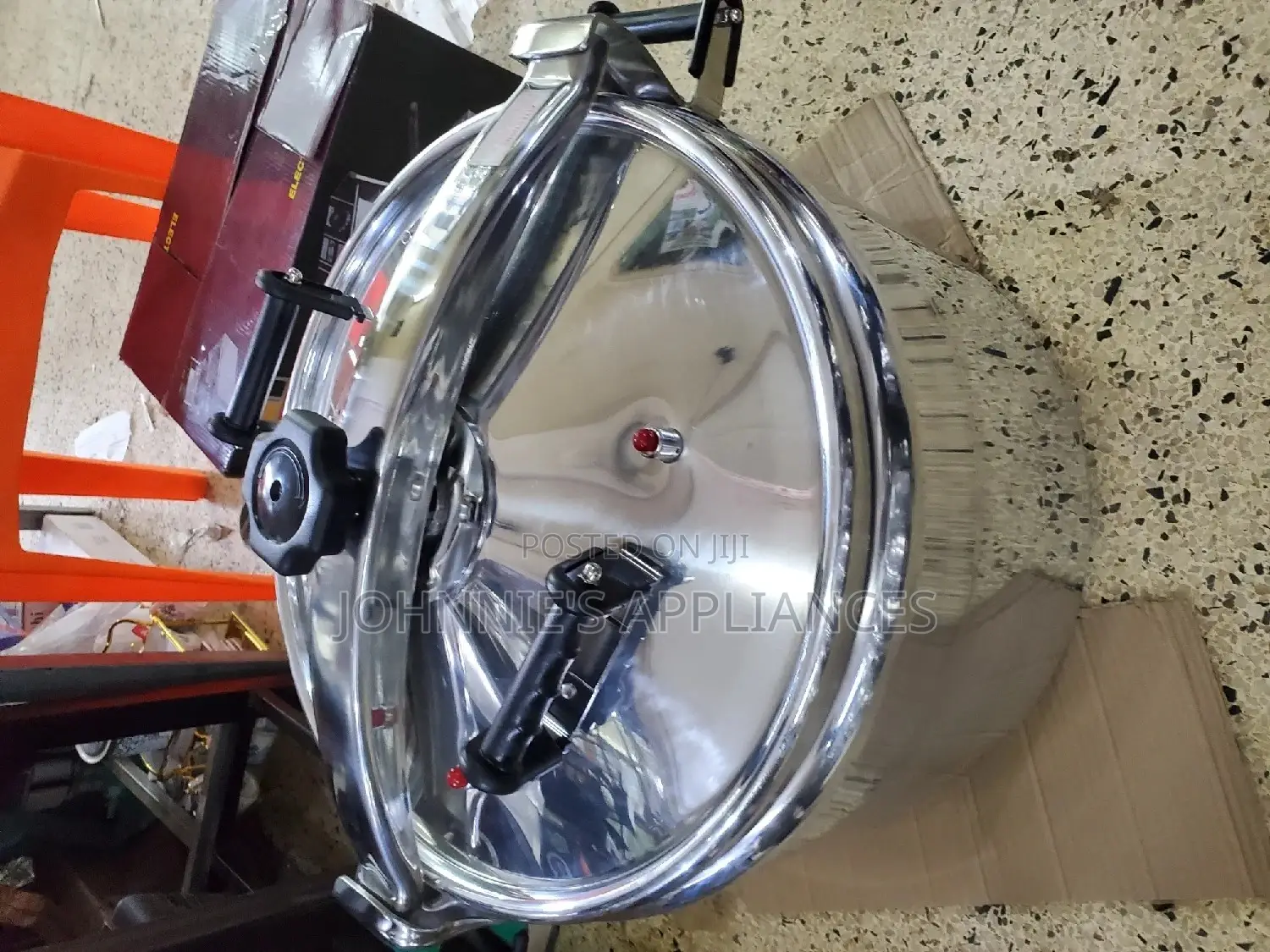 Commercial Non Electric Pressure Cooker 75l