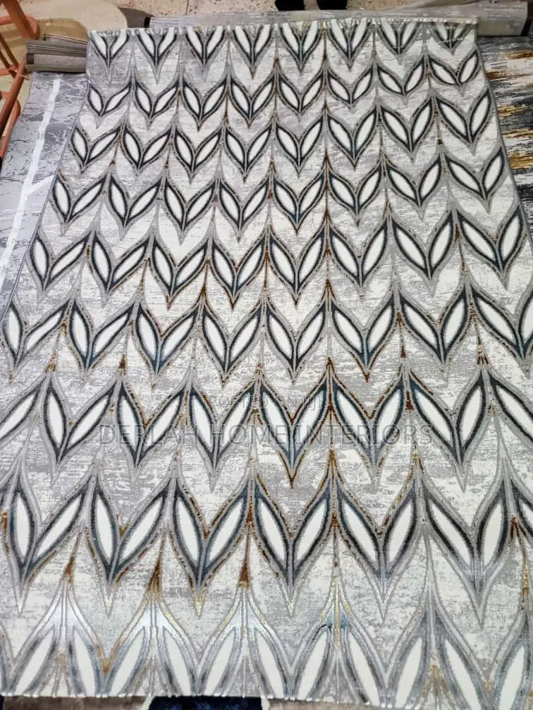 New Stock Medium Carpets