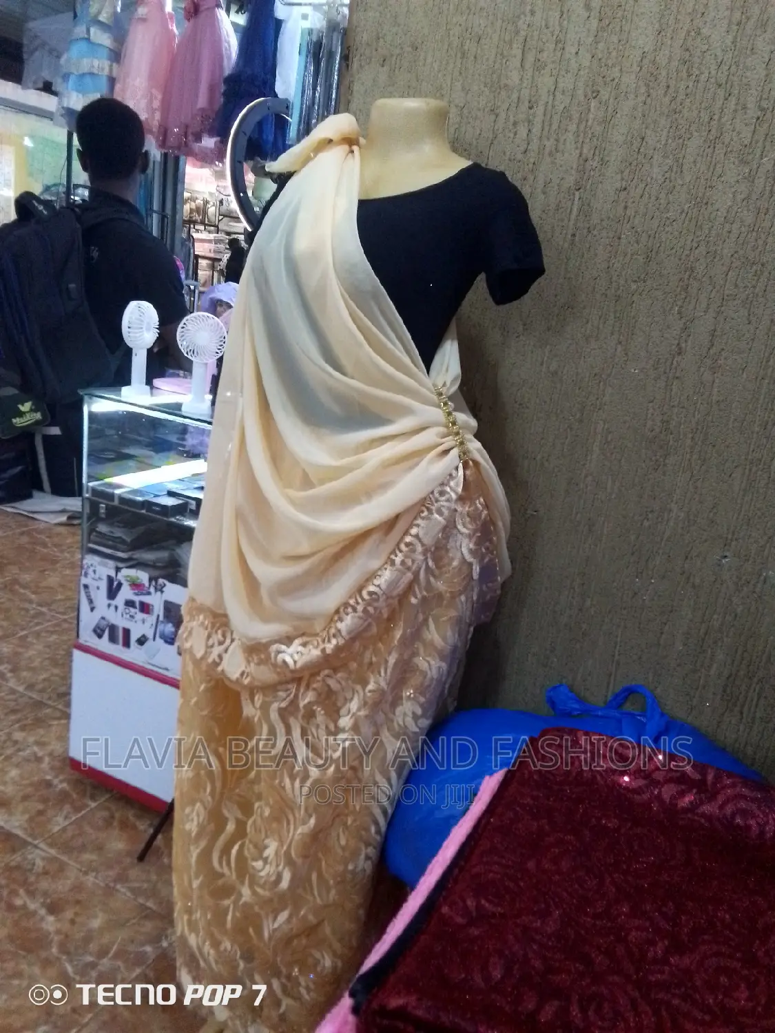 Mushanana . Traditional Wear