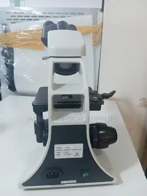 BM100 Microscope