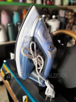 Phillips Steam Flat Iron