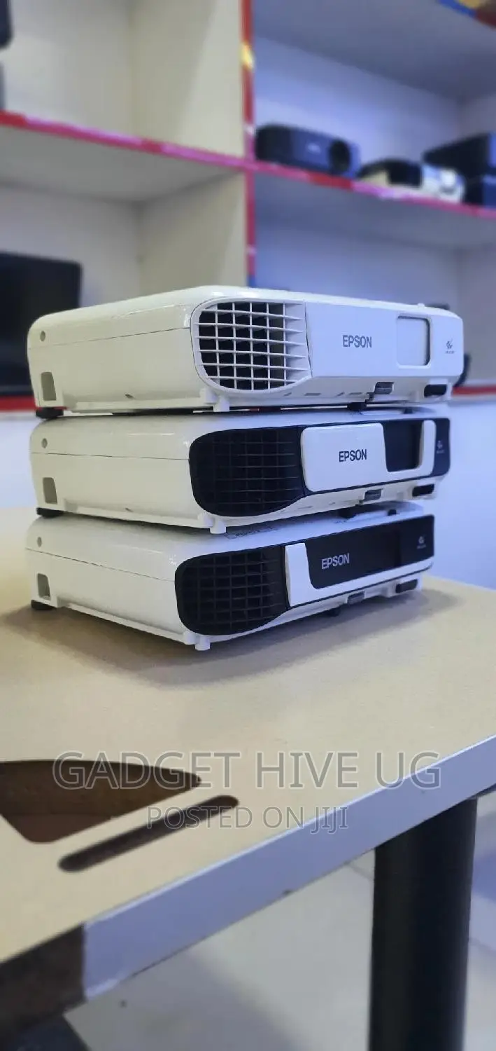 Epson Projectors in Bulk