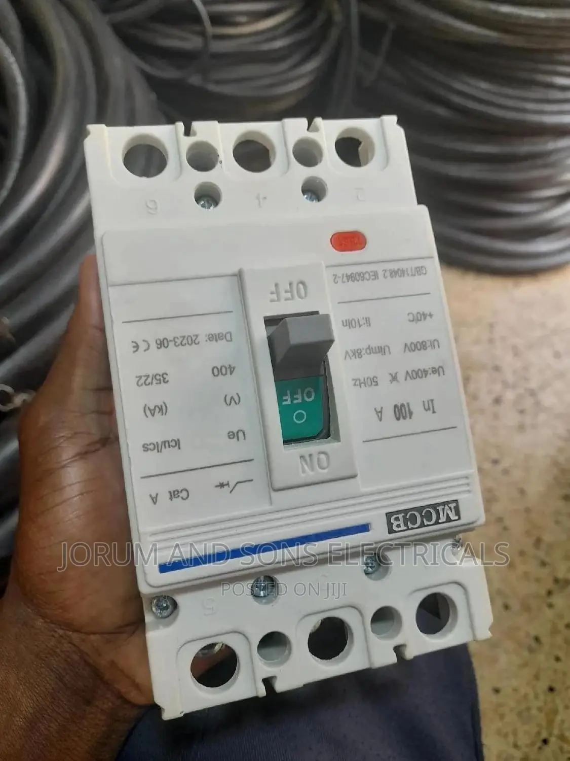 Breaker 100amps 3pole