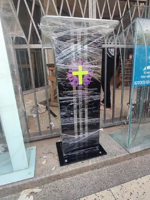 Glass Pulpit