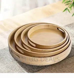 4 Piece Round Heavy Bamboo Wooden Servingtrays- Brown