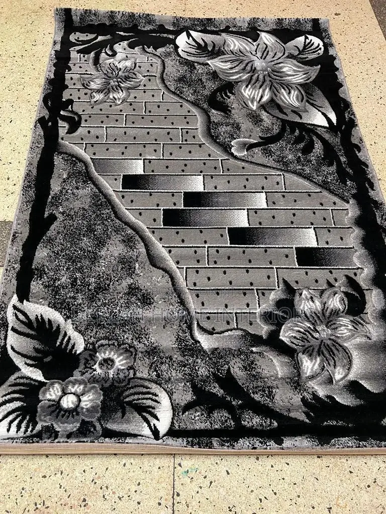 Center Woolen Carpets
