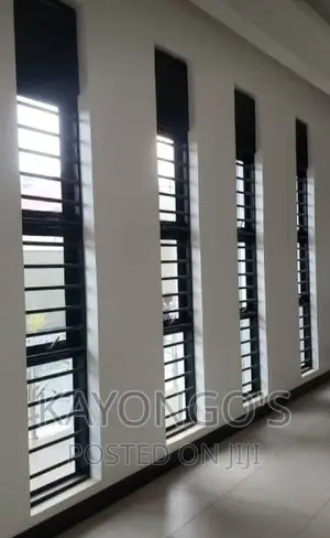 Small Windows 5x2ft