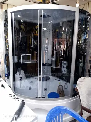 Corner Steam Jacuzzi 150cm by 150cm
